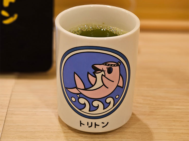 回転寿しトリトン 東京ソラマチ店の湯飲み